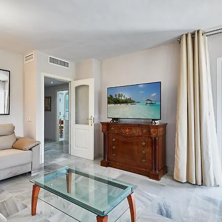 Sandy アパート マラガ